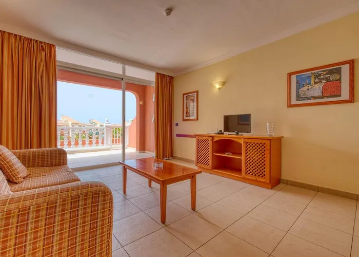 Апартаменты Callaomar *