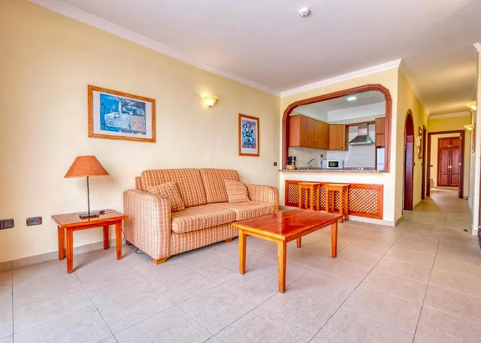 Апартаменты Callaomar *